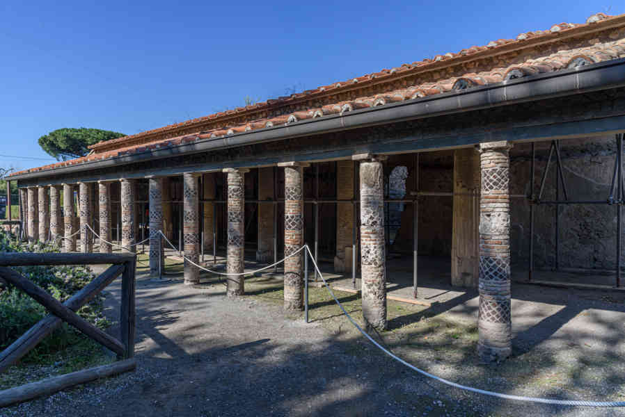 065 - Italia - Pompeya - parque arqueológico de Pompeya - Villa del Misterio.jpg